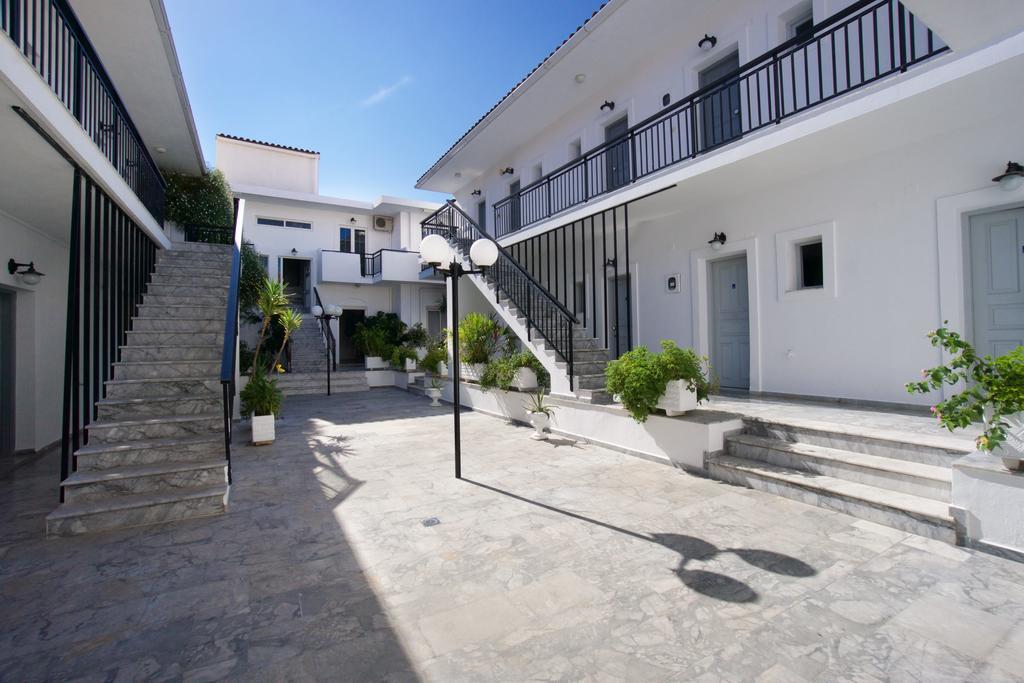 Hotel Athina Karavomylos Exterior foto